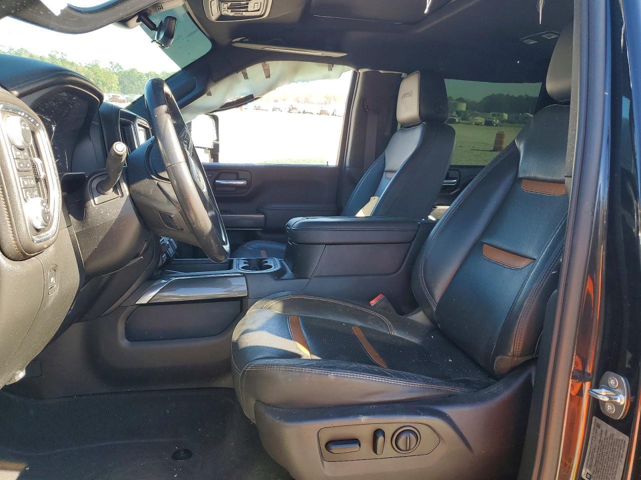2020 GMC Sierra K2500 AT4