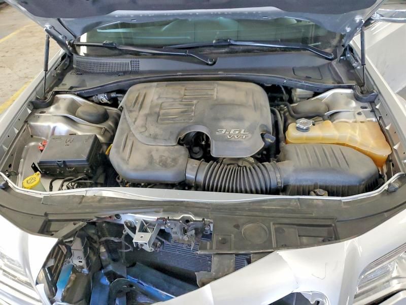 2012 Chrysler 300 Limited