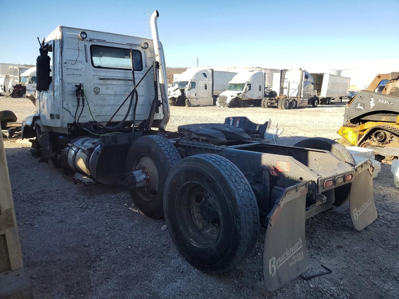 2018 Volvo VNL Semi Truck