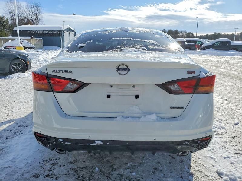 2023 Nissan Altima sr