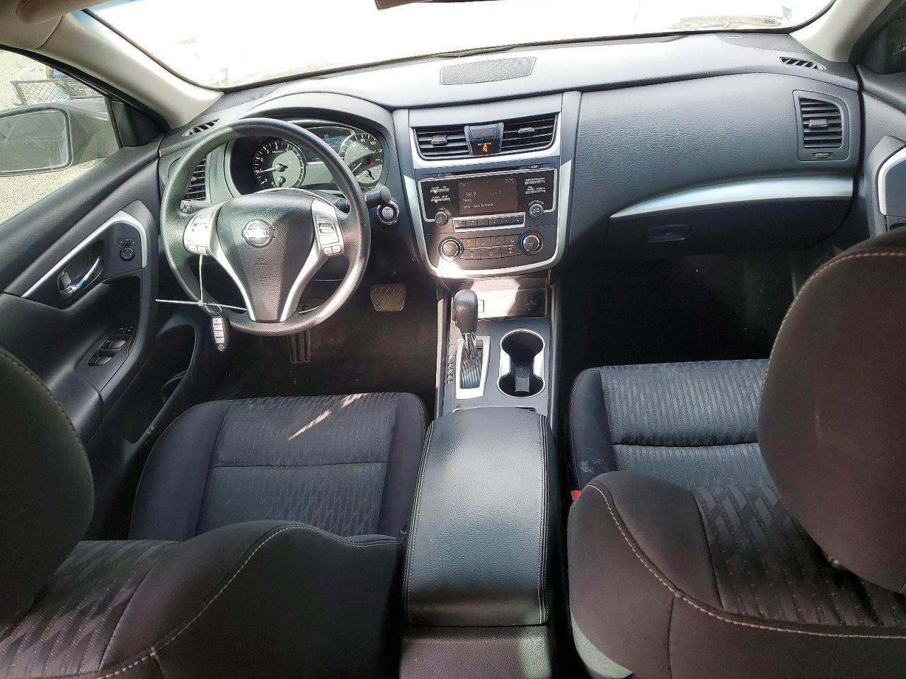 2017 Niss Altima 2.5