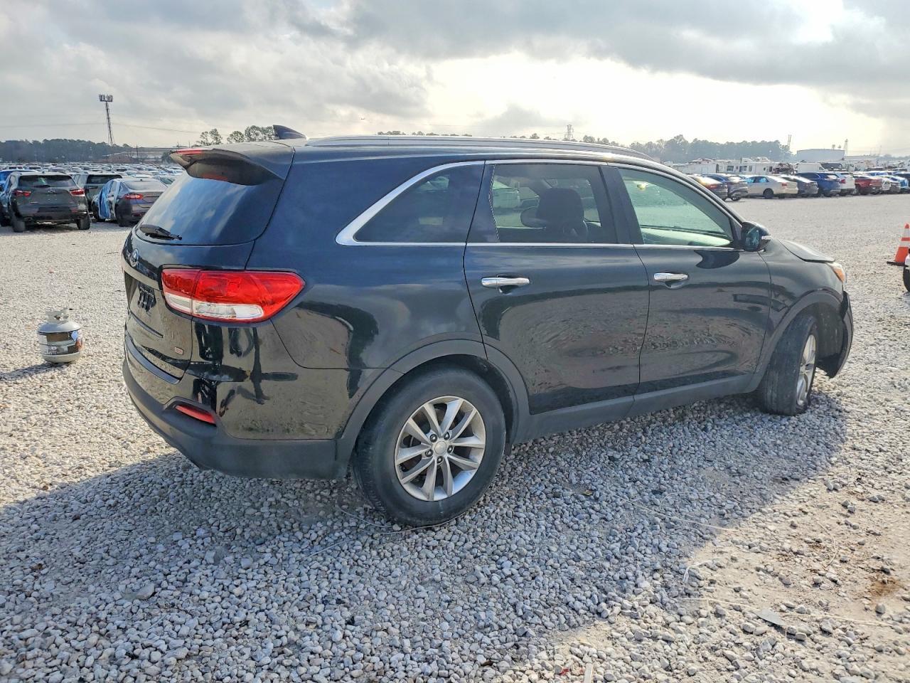 2016 KIA Sorento lx