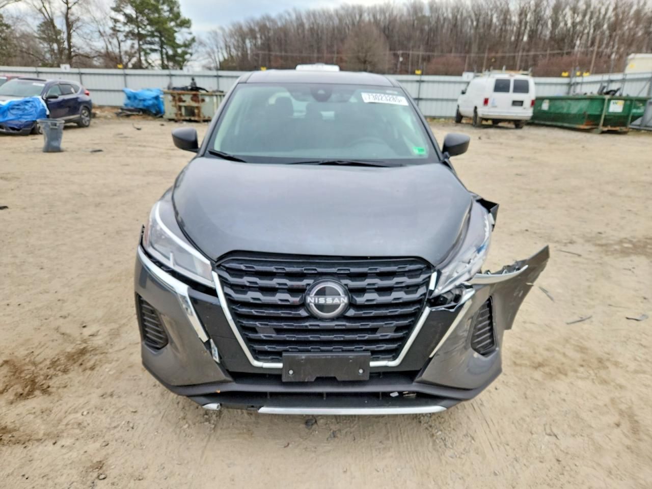 2025 Nissan Kicks Play s