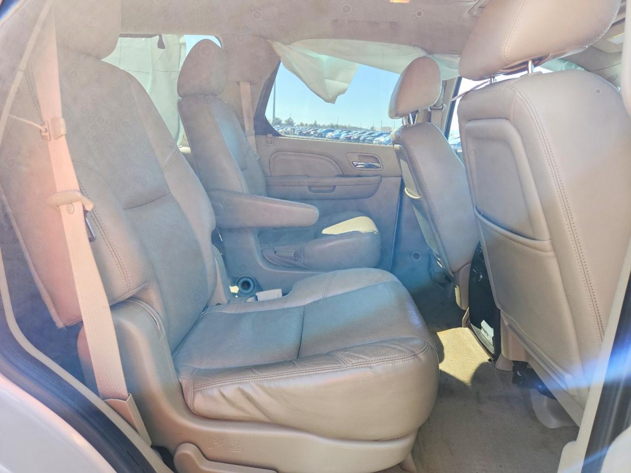 2011 Cadillac Escalade Premium