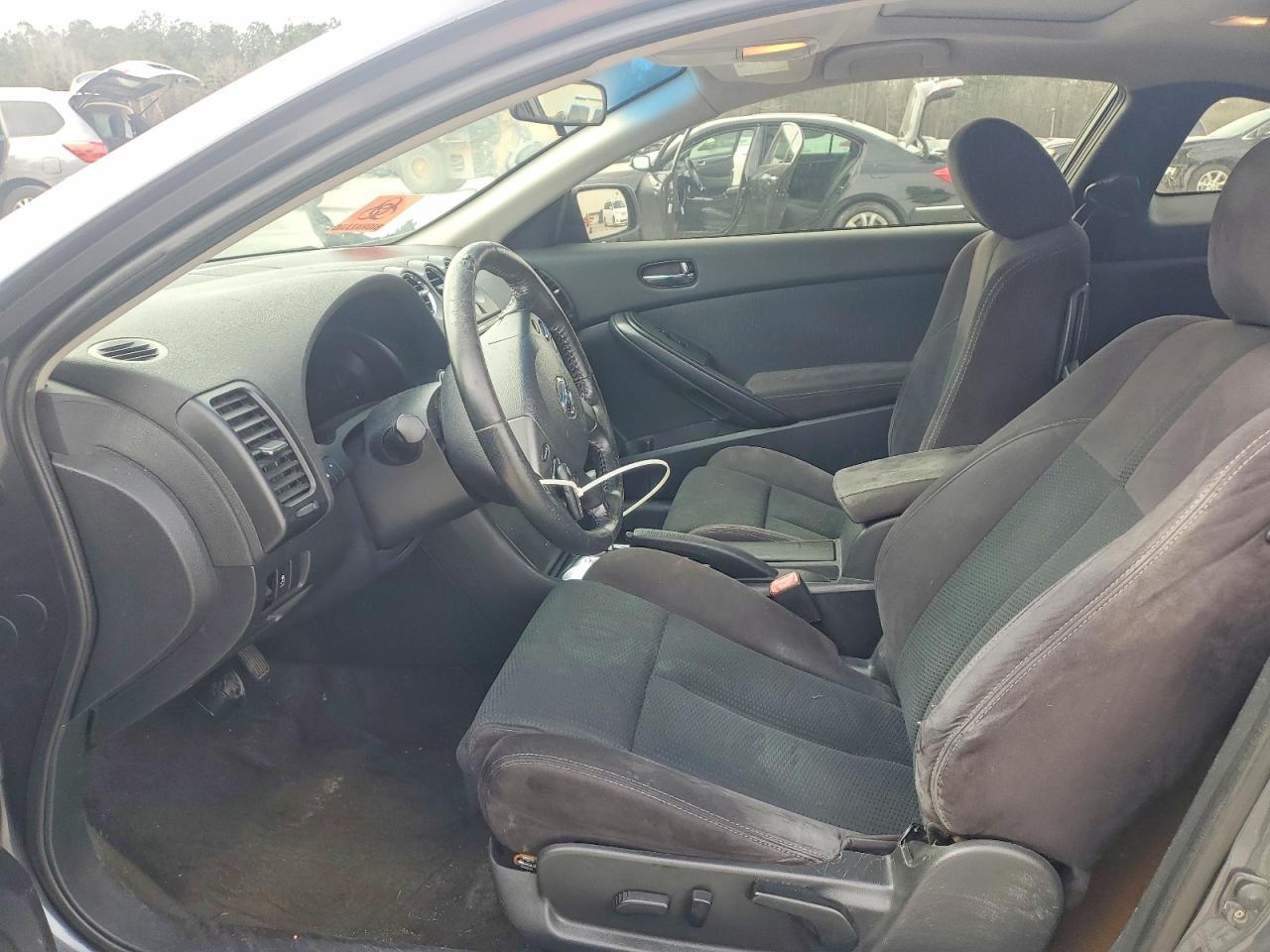 2012 Nissan Altima sr