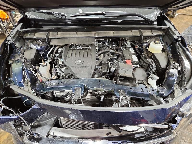 2025 Toyota Highlander Platinum