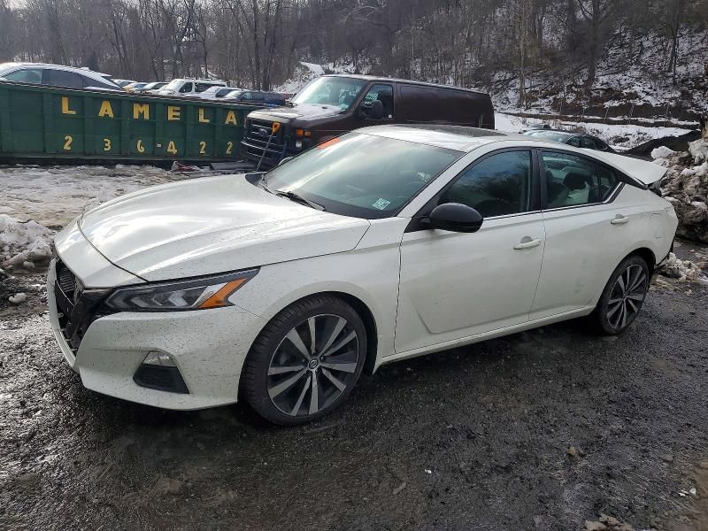 2020 Nissan Altima sr