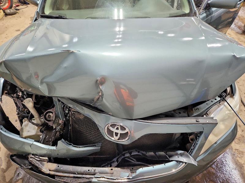 2010 Toyota Camry le