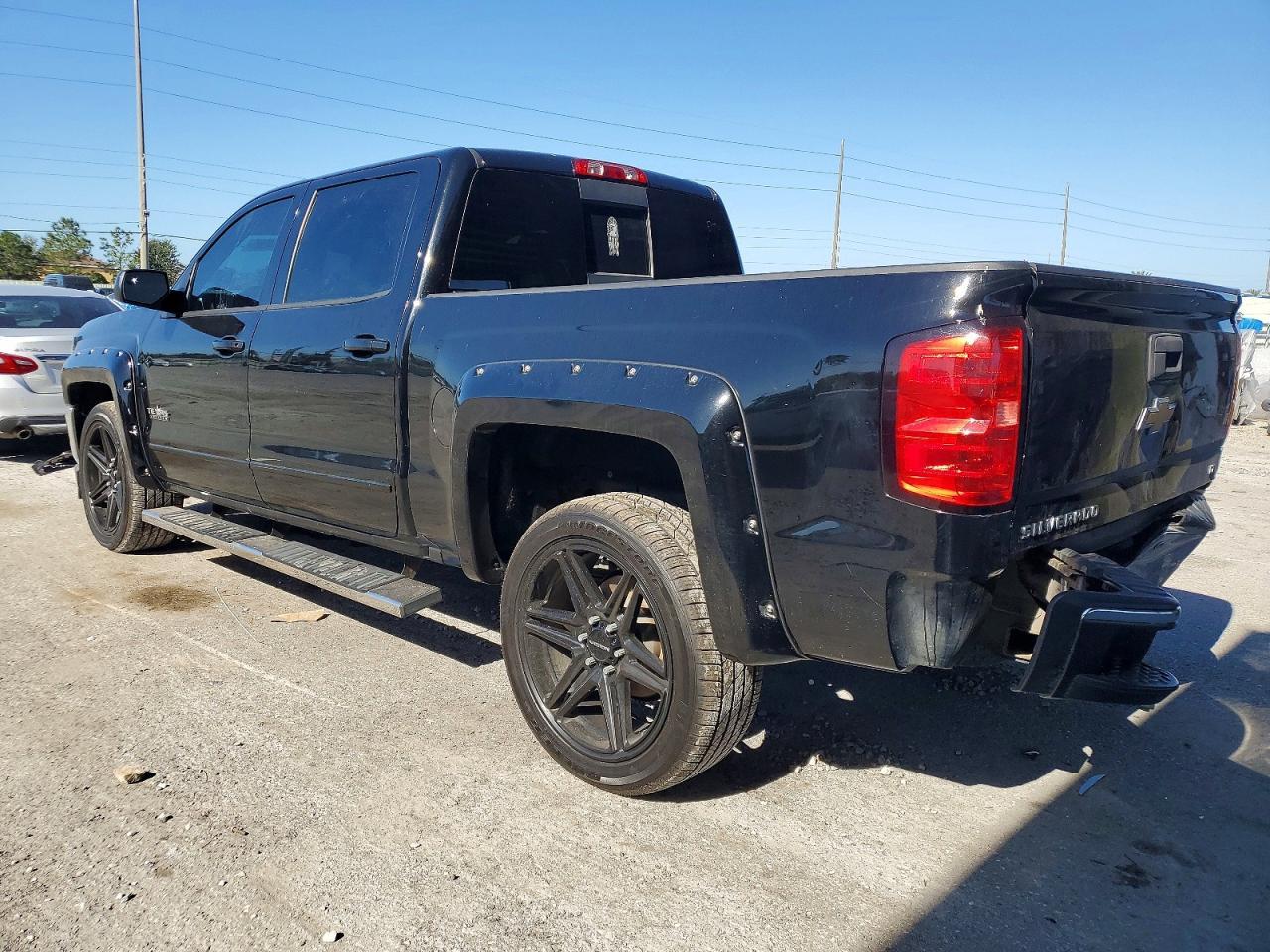 2018 Chevrolet Silverado C1500 lt