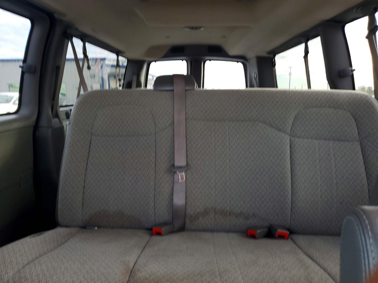 2024 Chevrolet Express G3500 LT