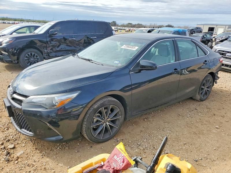 2016 Toyota Camry le