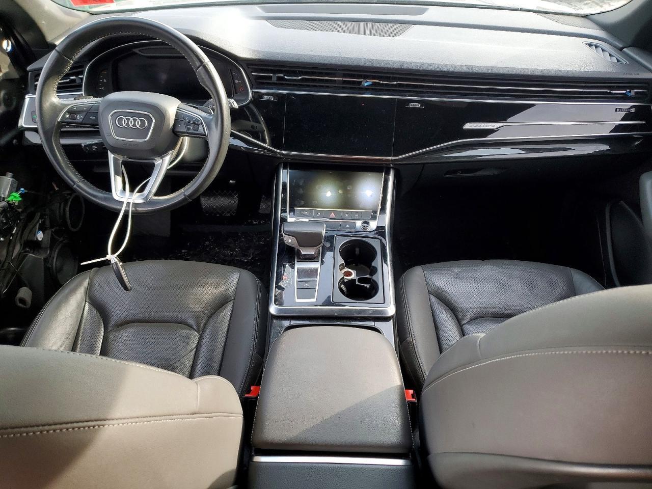 2019 Audi Q8 Premium Plus