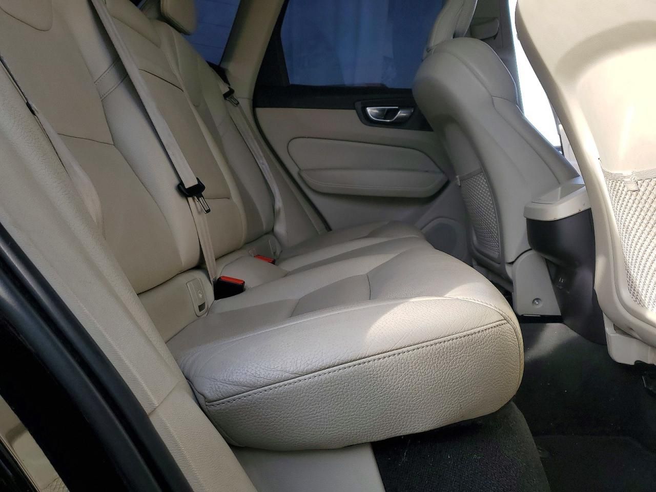 2021 Volvo Xc60 T5 Momentum