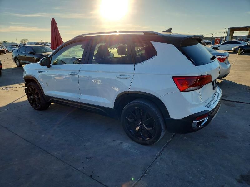 2024 Volkswagen Taos se
