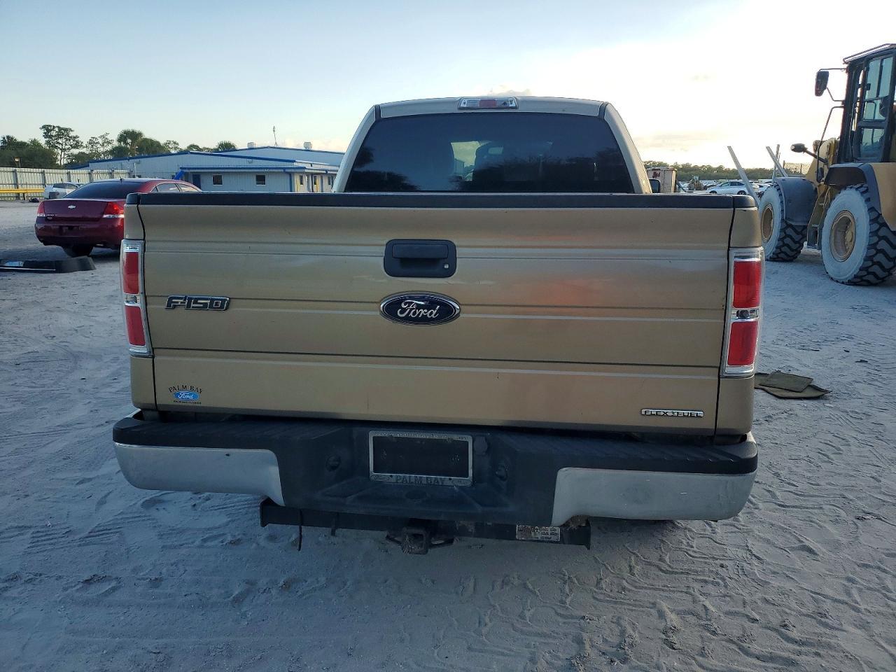 2013 Ford F150 Super cab