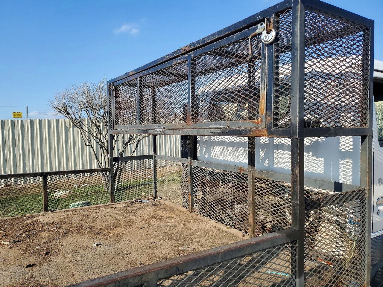 2006 Nissan Diesel UD1300 Crew Cab Flatbed Truck