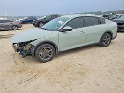 KIA Vehiculos salvage en venta: 2025 KIA K4 lx