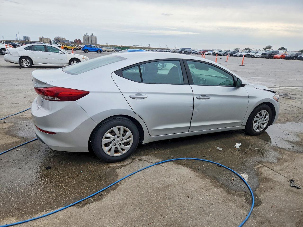 2018 Hyundai Elantra se