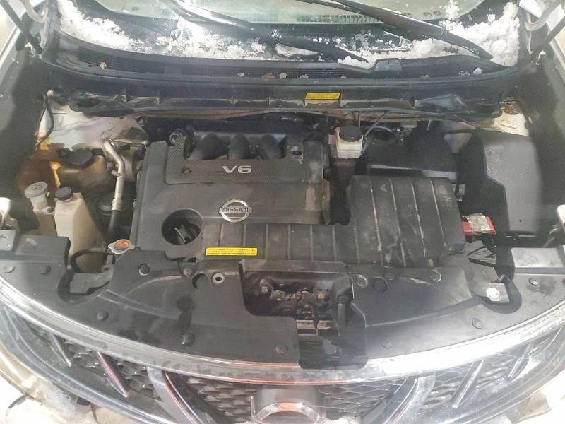 2012 Nissan Murano s