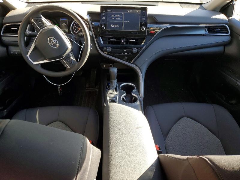 2024 Toyota Camry Hybrid le