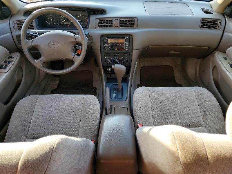 2001 Toyota Camry le