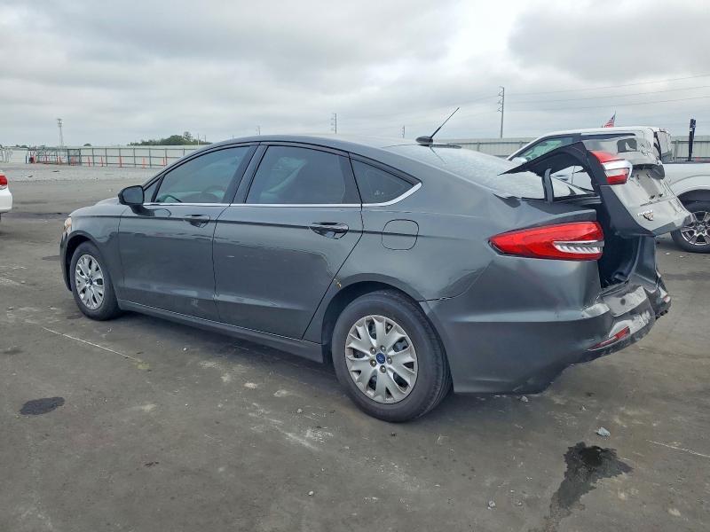 2019 Ford Fusion s