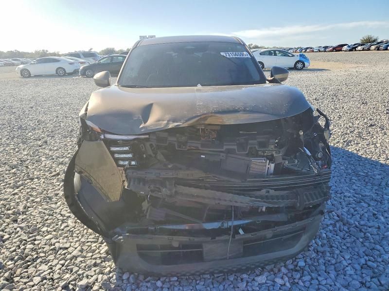 2025 Nissan Kicks sv