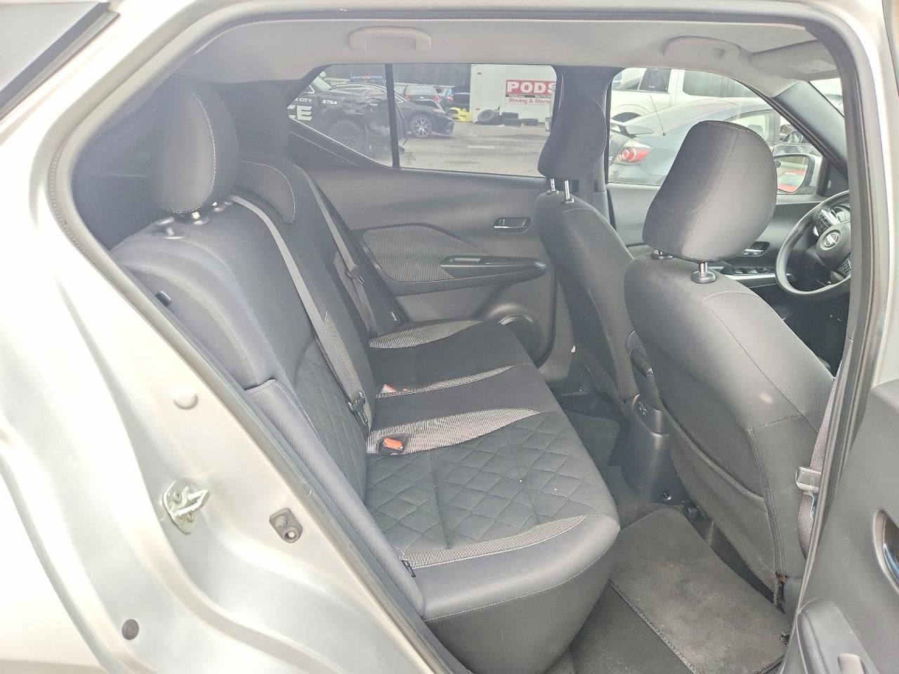 2020 Nissan Kicks sv