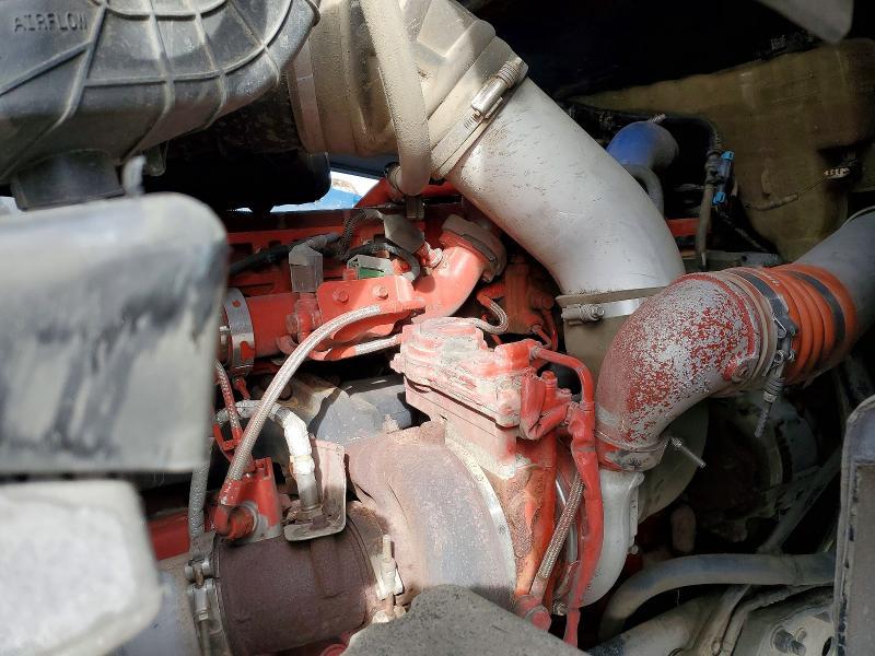 2016 Peterbilt 579 Semi Truck