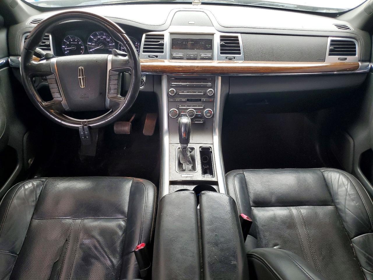 2011 Lincoln MKS