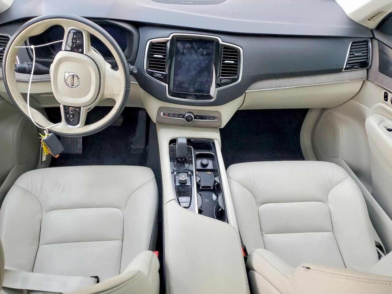 2023 Volvo Xc90 Plus