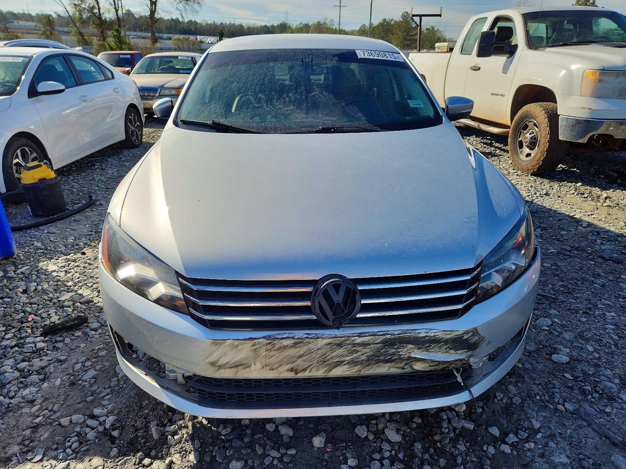 2013 Volkswagen Passat s