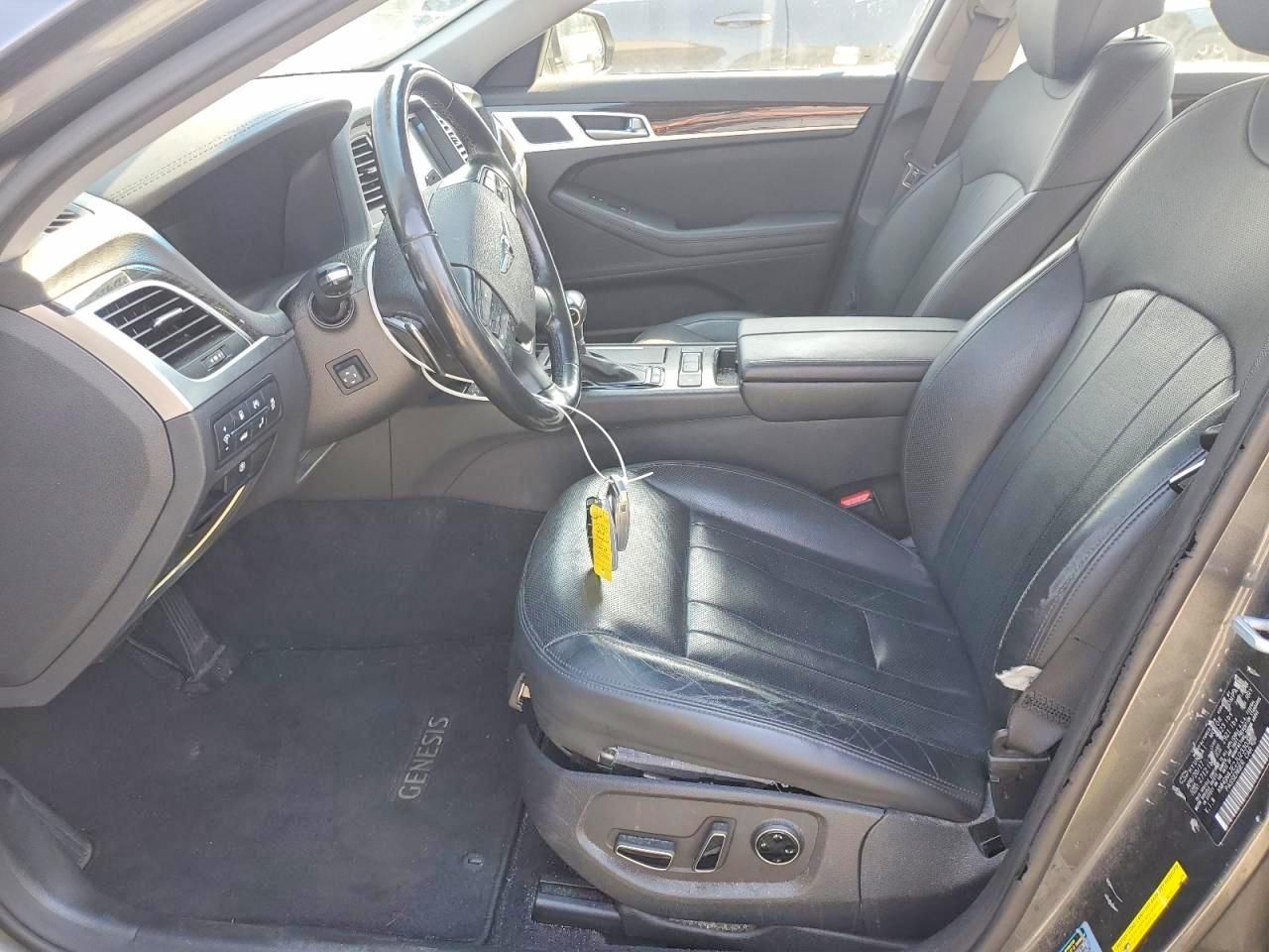 2018 Genesis G80 Base