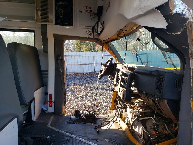 2014 Chev Rolet Express School bus