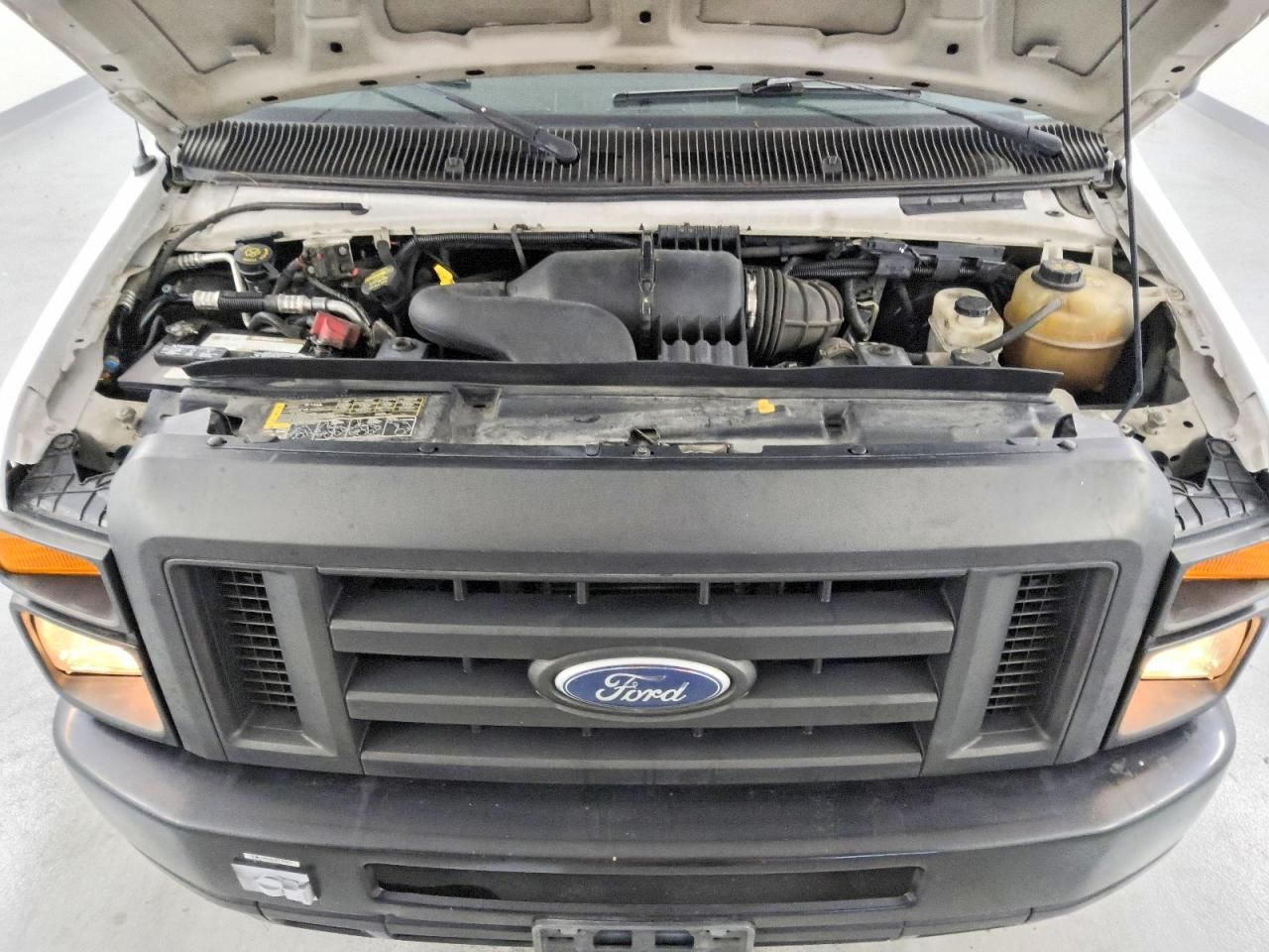 2010 Ford Econoline E250 Van