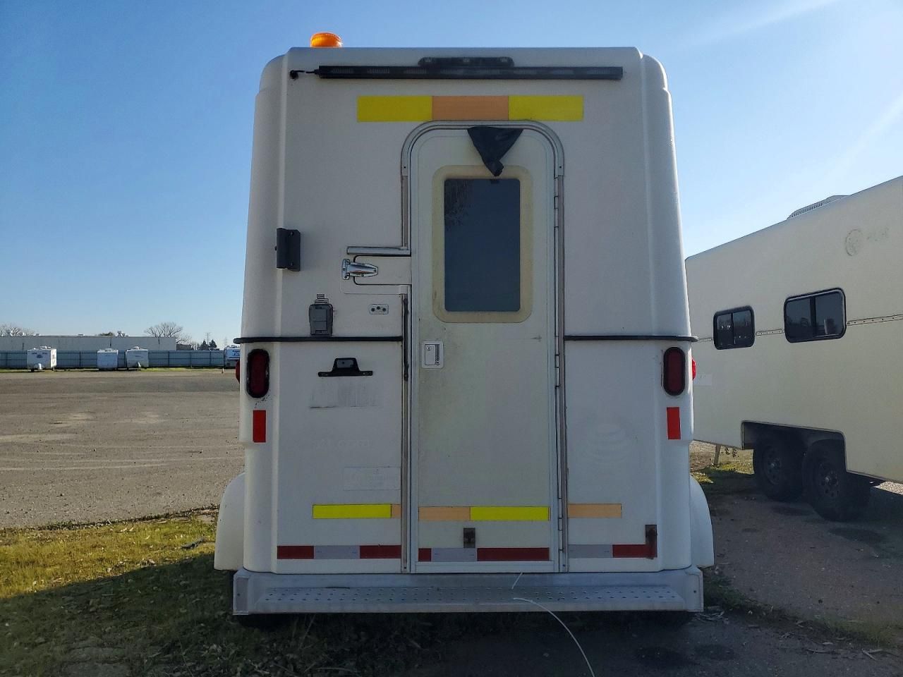 2016 Pelsue Trailer-Fiber Optic Trailer