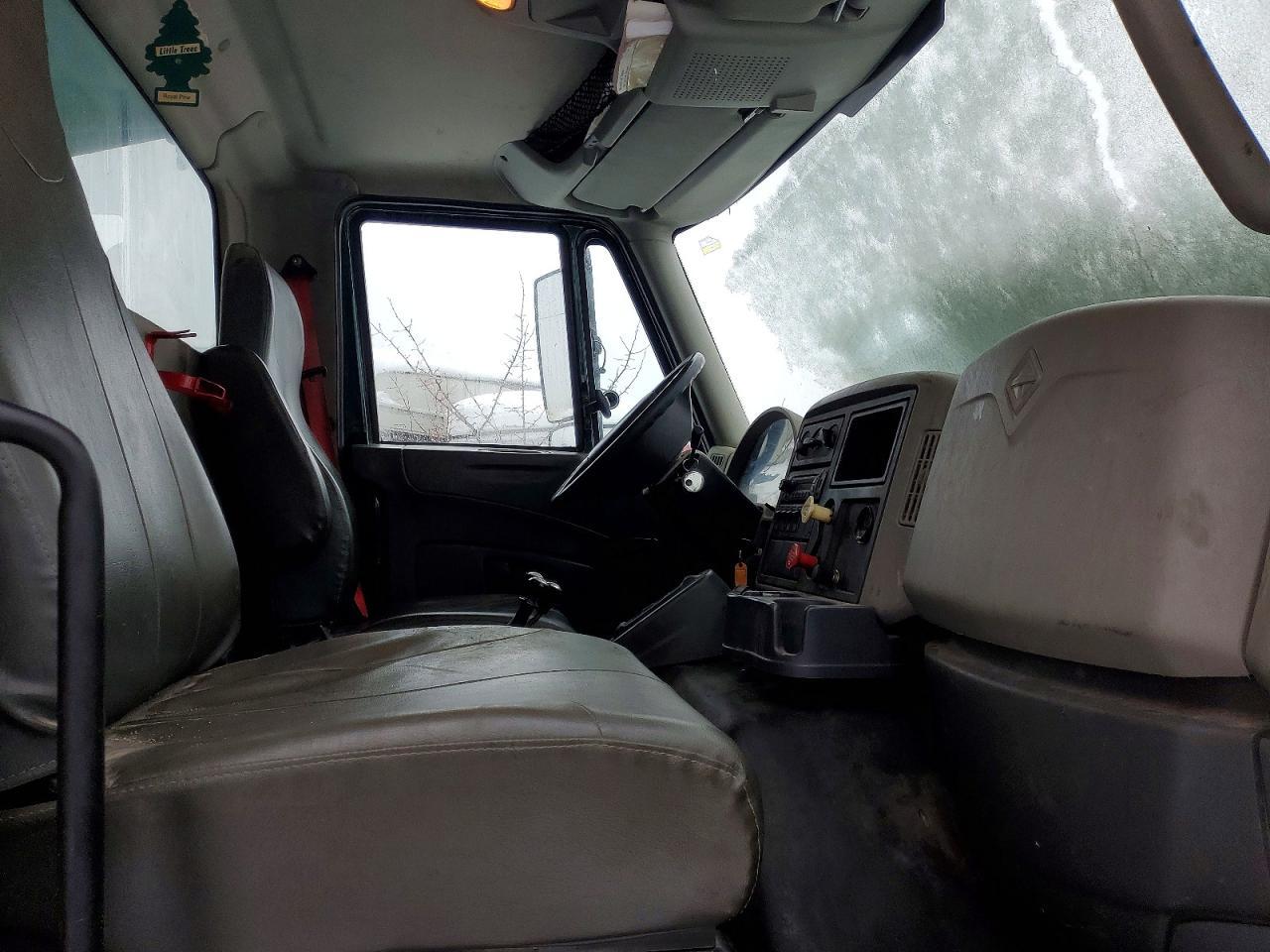 2013 International 7600 Dump Truck
