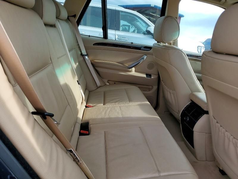 2005 BMW X5 3.0i