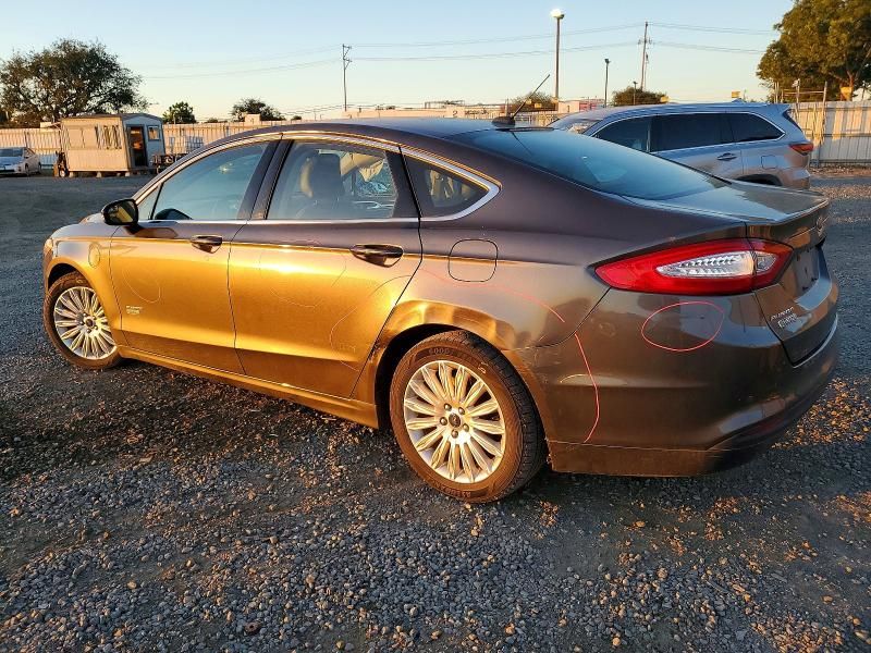 2016 Ford Fusion se Phev