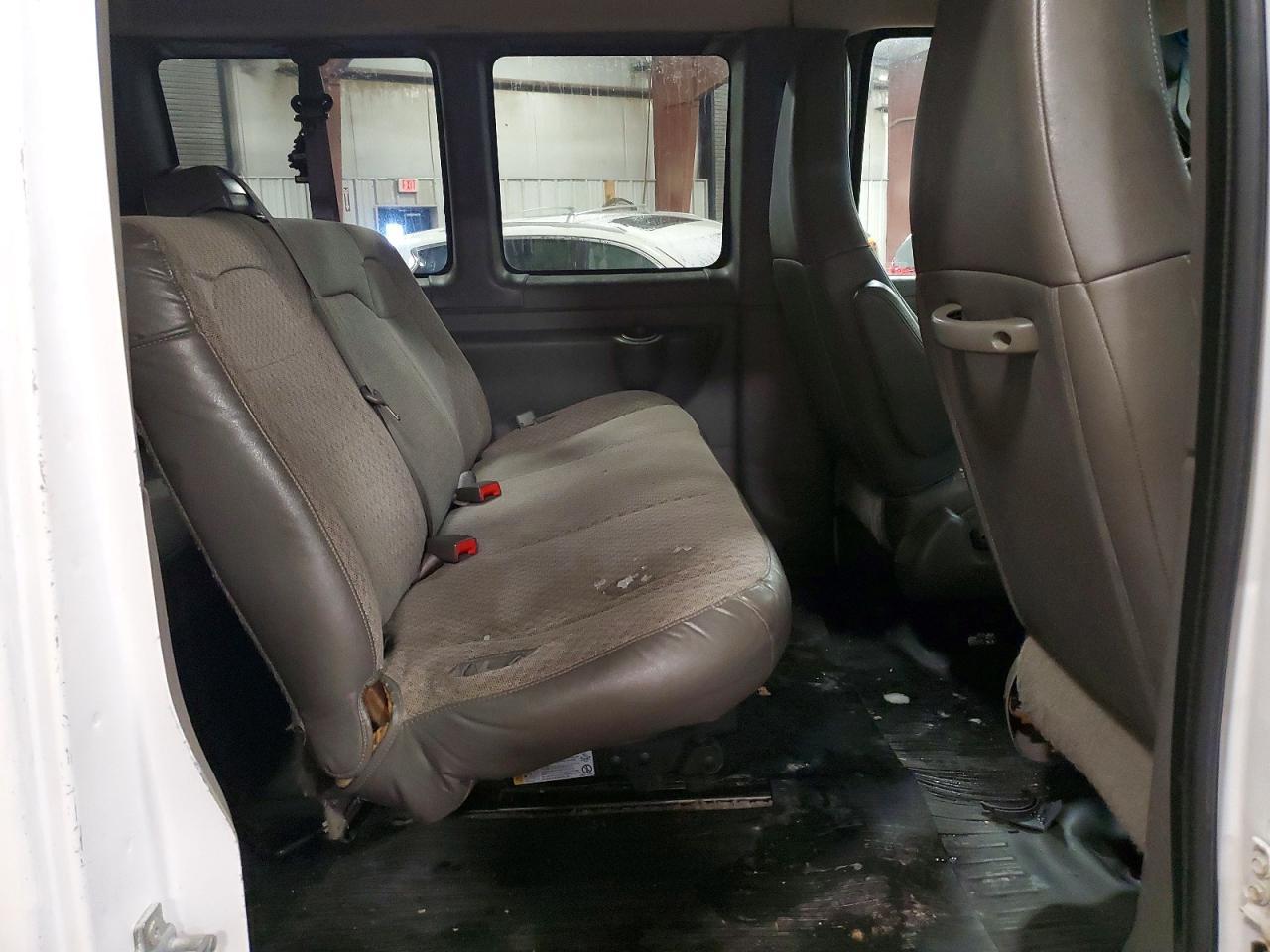 2016 Chevrolet Express G3500 LS