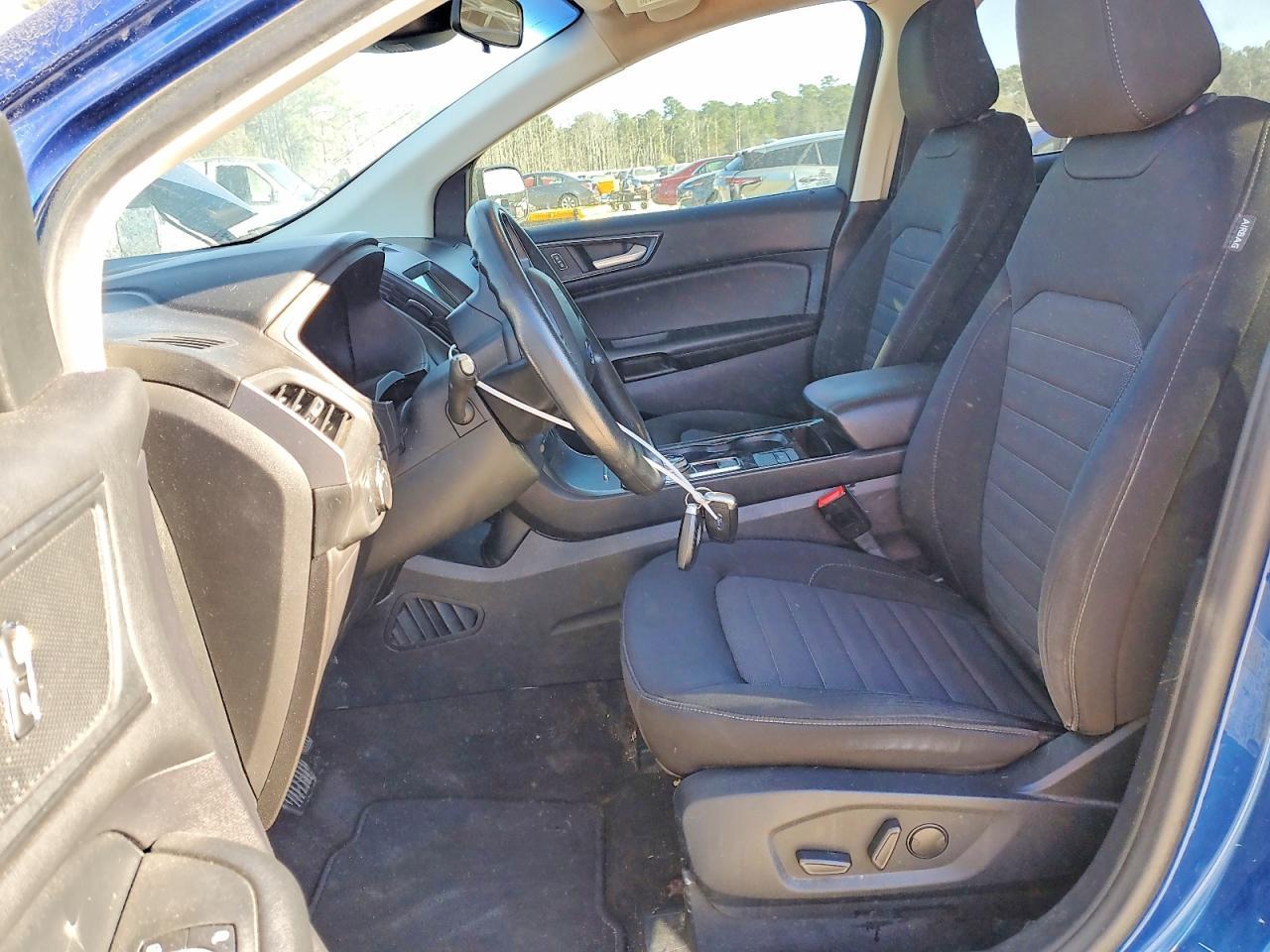 2020 Ford Edge se