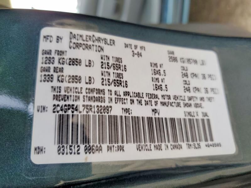 2005 Chrysler Town & Country Touring