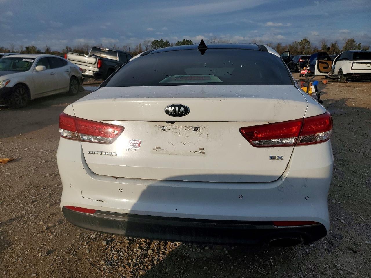2016 KIA Optima ex