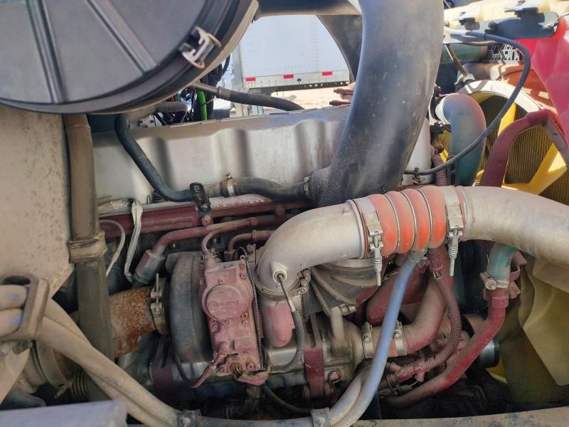 2014 Mack Cxu613 Semi Truck