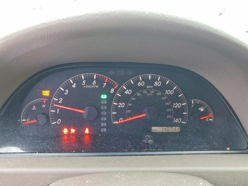 2005 Toyota Camry le