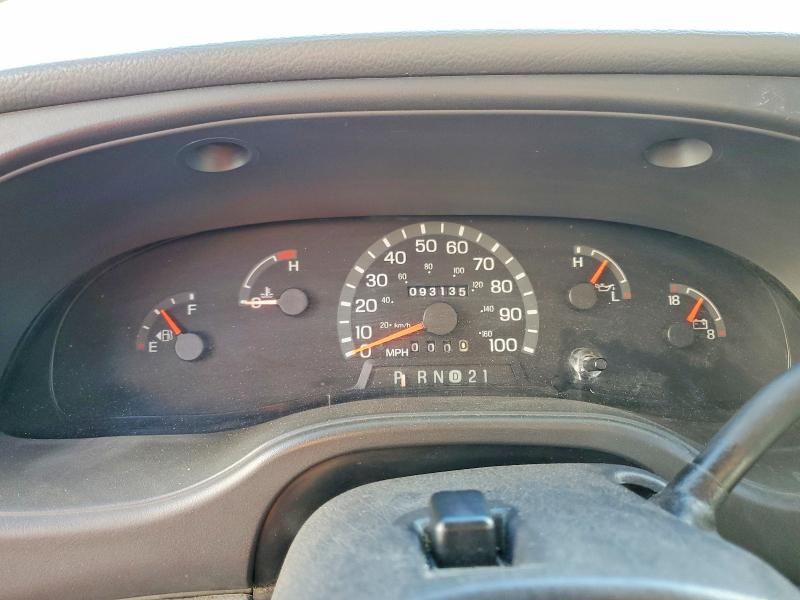 2003 Ford Econoline E350 Super Duty Cutaway van