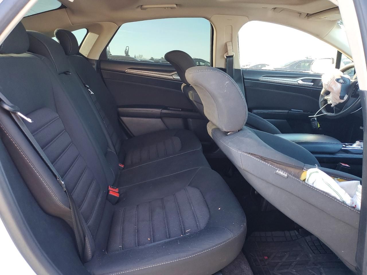 2017 Ford Fusion se Hybrid