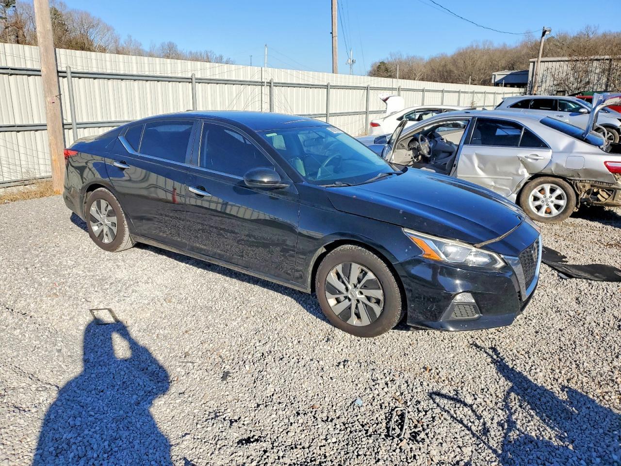 2019 Niss Altima s