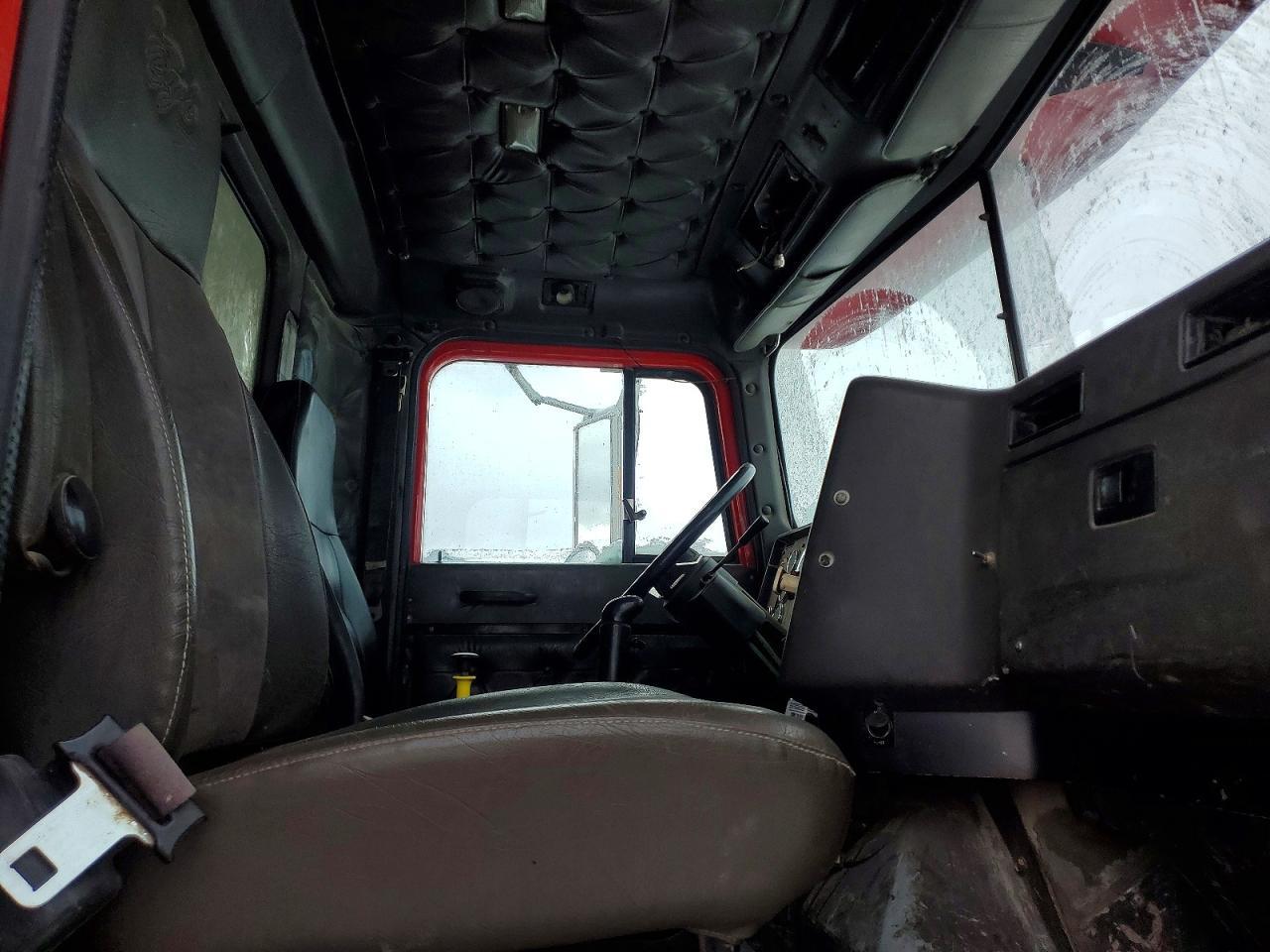 1999 International F-5070 Dump Truck