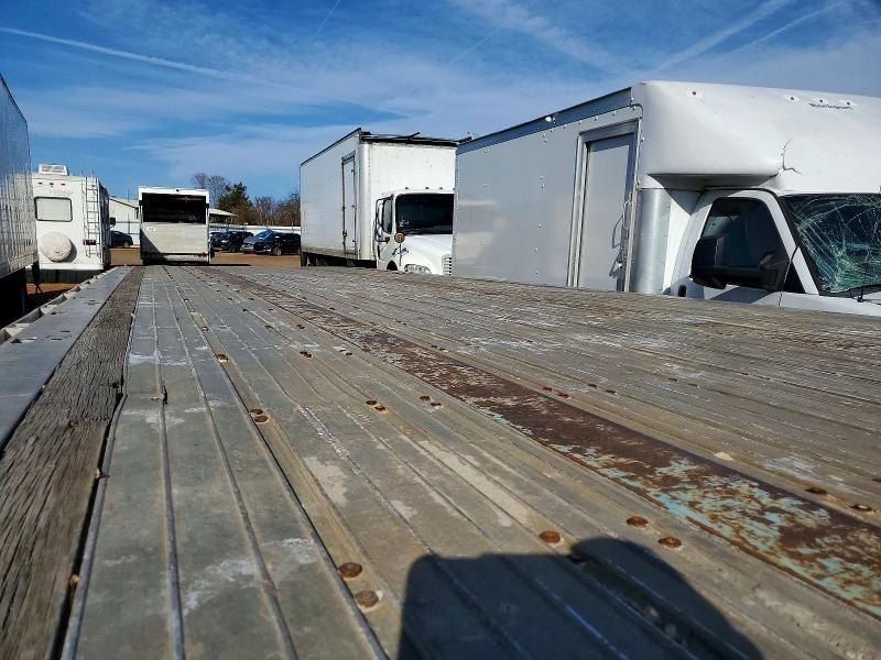 1998 Wilson Trailer-flatbed Trailer